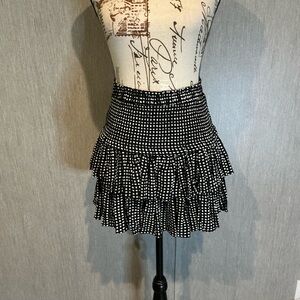 Reset Black and White Tiered Skirt Size Small